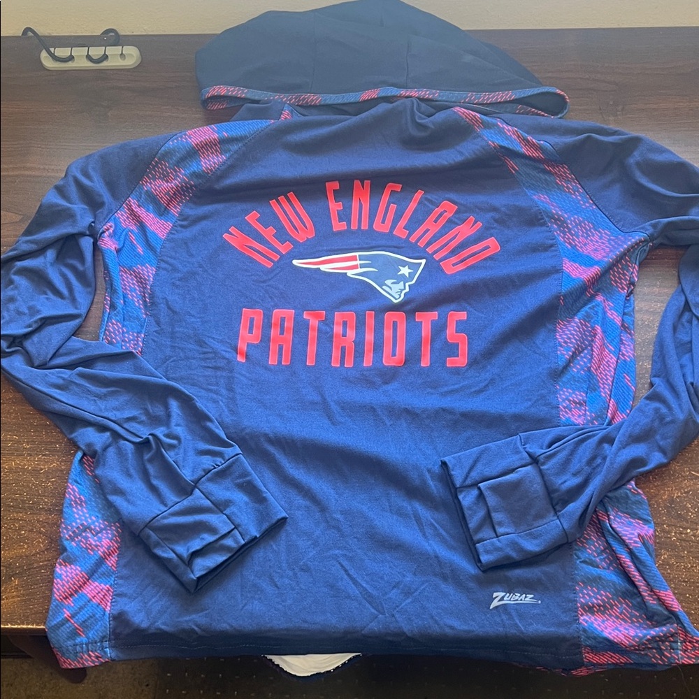 NFL New England Patriots Blue Long Sleeve Hooded Tee